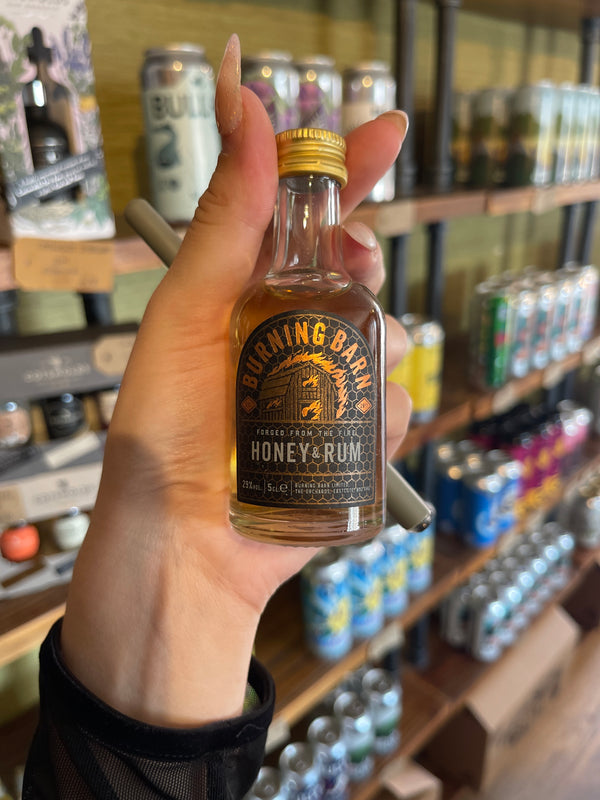 Burning barn honey and rum mini